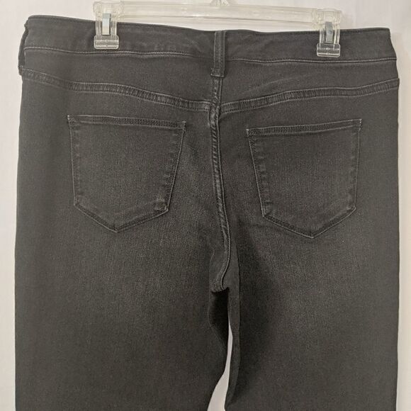 Universal Thread Black Denim Jeans 12/31L - Picture 6 of 6